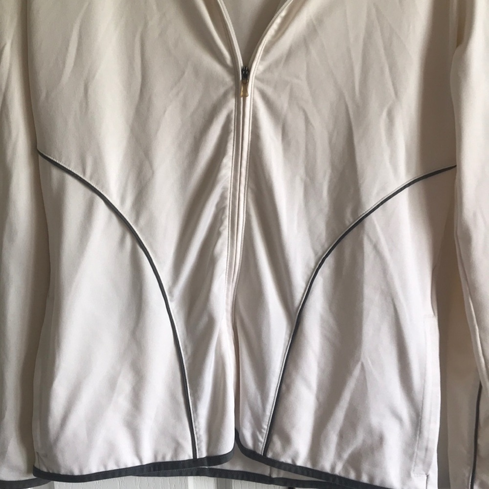 Under Armour Lightweight Jacket View 3